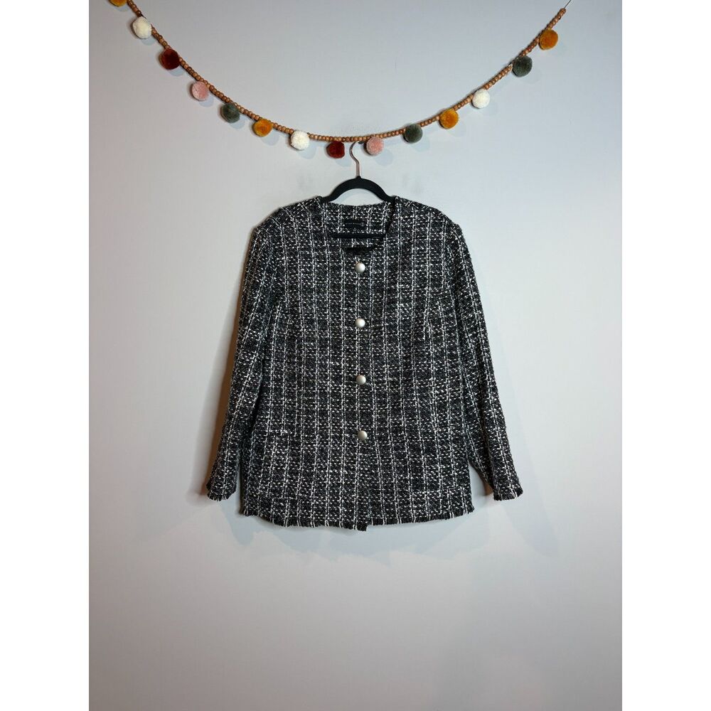 Ryan Wythe black and white tweed blazer